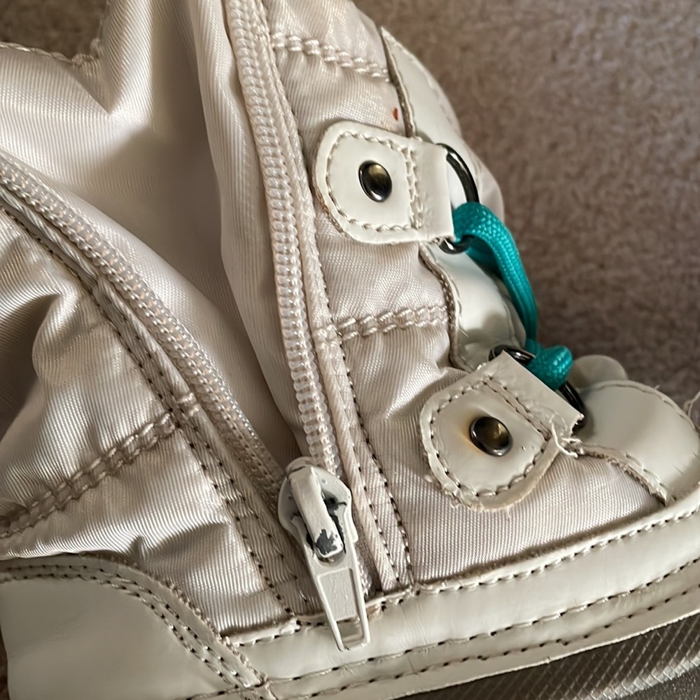 EUC snow boots - Picture 4 of 4